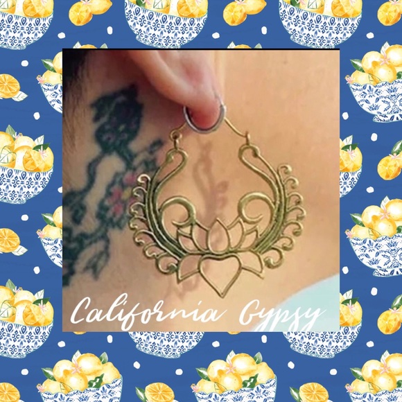 Mandala Lotus Antique Gold Boho Earrings - Picture 1 of 7